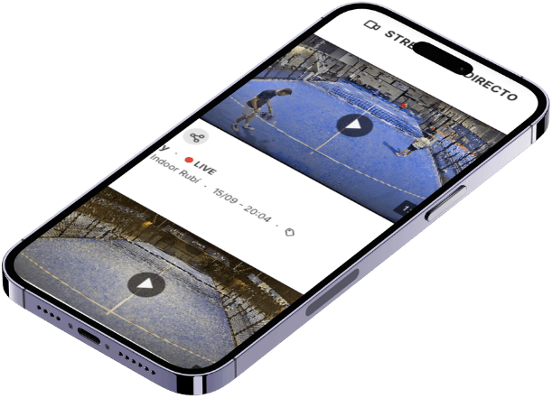 Rackety mobile app showing a live padel match